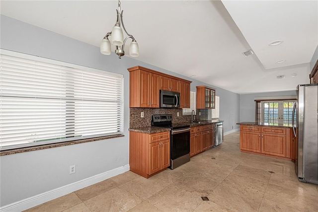 11551 SW 11th Street, Pembroke Pines, FL 33025