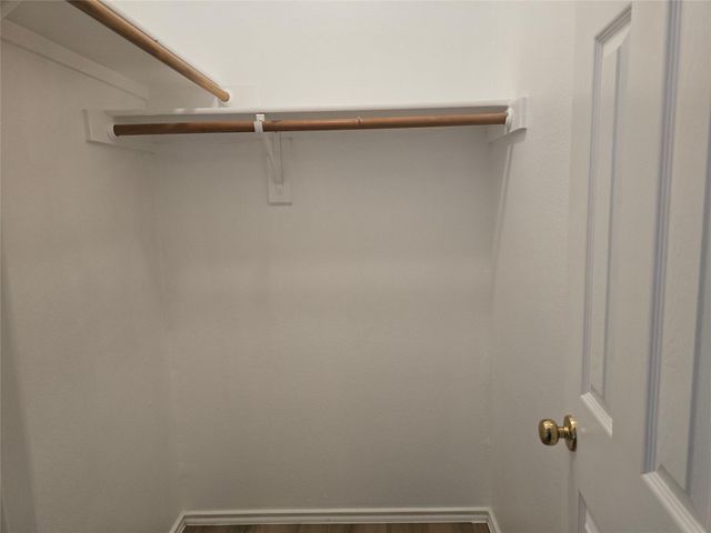 8701 Weiser DR B, Austin, TX 78729