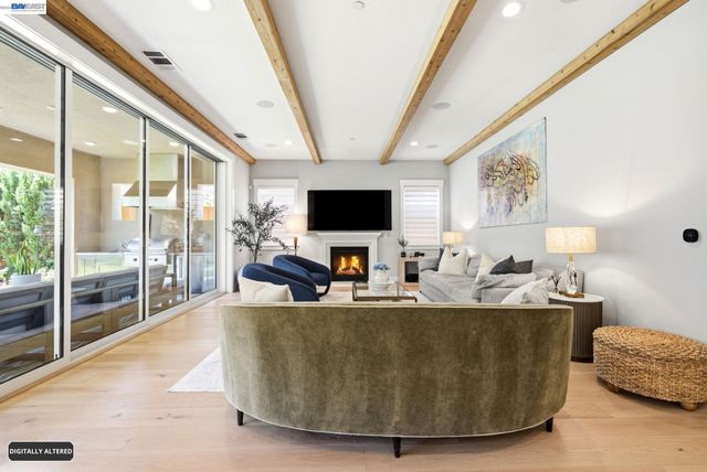 2830 Delamar Dr, Dublin, CA 94568
