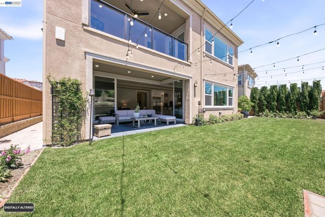 2830 Delamar Dr, Dublin, CA 94568