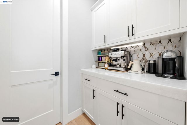 2830 Delamar Dr, Dublin, CA 94568