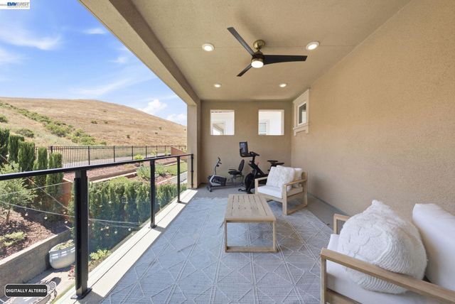 2830 Delamar Dr, Dublin, CA 94568