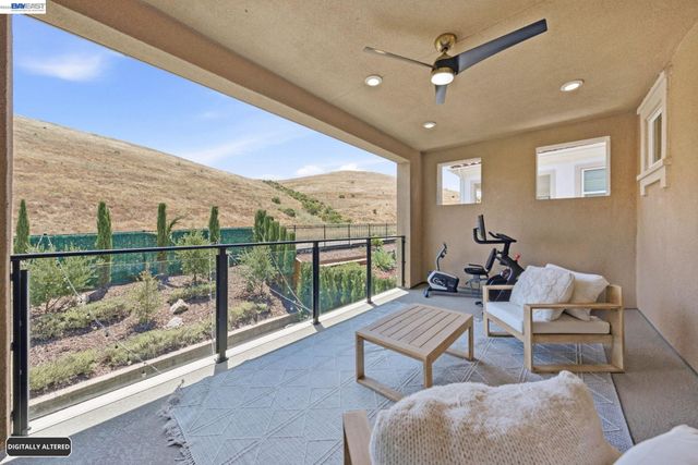 2830 Delamar Dr, Dublin, CA 94568
