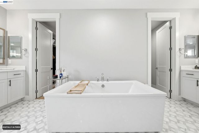 2830 Delamar Dr, Dublin, CA 94568