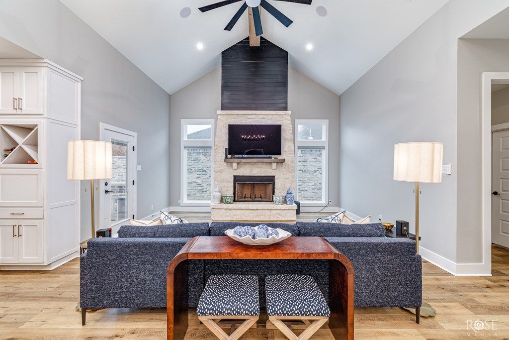 Image 10 of property listing at 5313 Riviera Lane, San Angelo, TX 76904