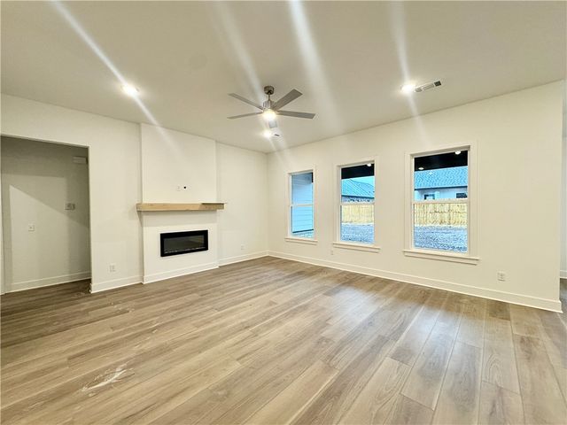 464 S Calico Avenue, Fayetteville, AR 72704