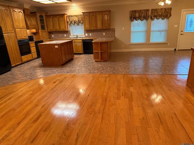 25435 La Hwy 77, Plaquemine, LA 70764