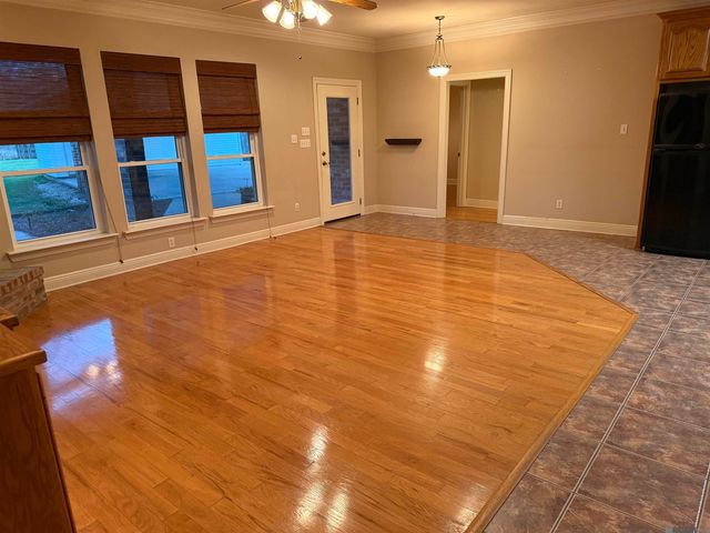 25435 La Hwy 77, Plaquemine, LA 70764