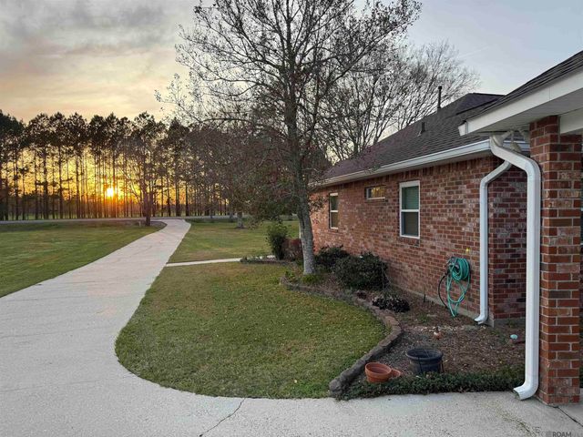 25435 La Hwy 77, Plaquemine, LA 70764