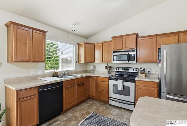 7407 Peters Street, La Vista, NE 68128