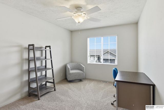 7407 Peters Street, La Vista, NE 68128