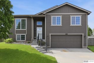 7407 Peters Street, La Vista, NE 68128