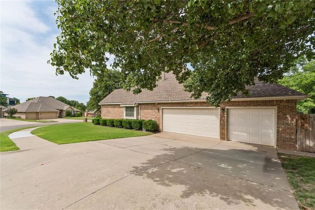 4201 Ainsley Court, Edmond, OK 73034