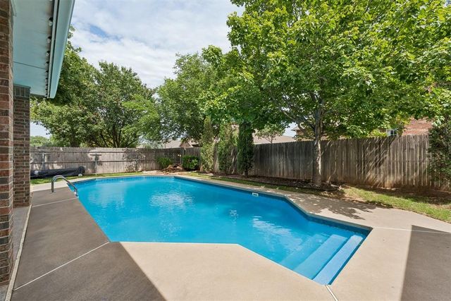 4201 Ainsley Court, Edmond, OK 73034