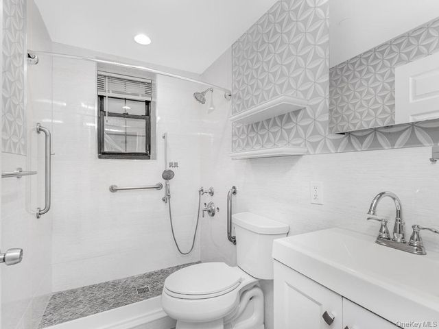 26 Pondfield Road W F, Bronxville, NY 10708