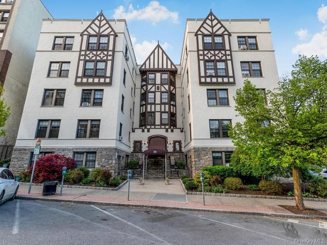 26 Pondfield Road W F, Bronxville, NY 10708