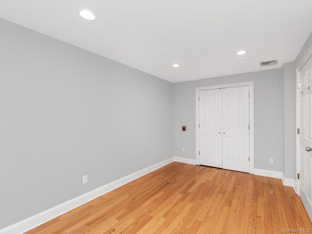 26 Pondfield Road W F, Bronxville, NY 10708
