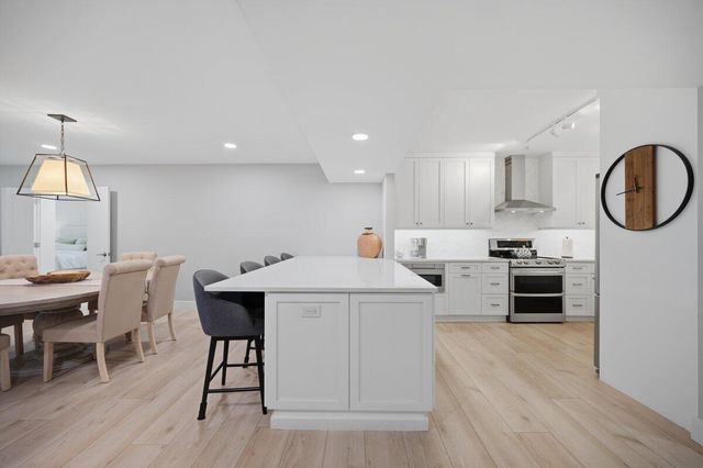 300 N Highway A1A 206n, Jupiter, FL 33477
