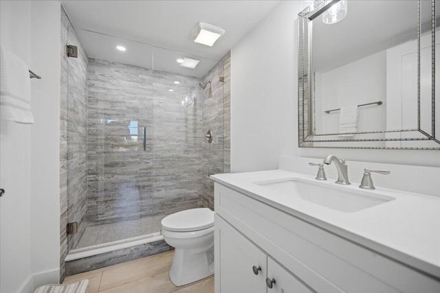 300 N Highway A1A 206n, Jupiter, FL 33477
