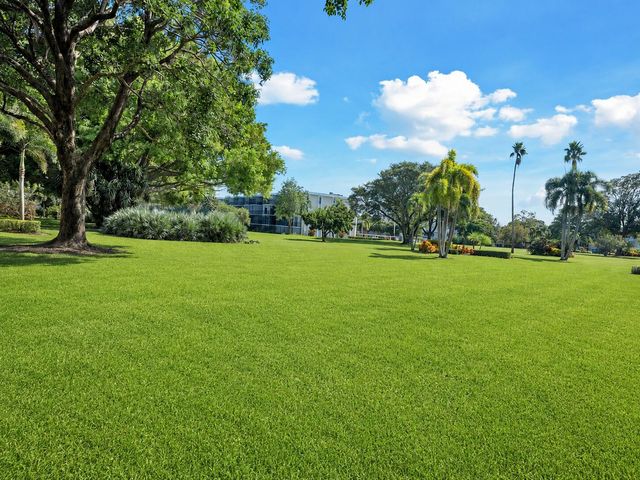 300 N Highway A1A 206n, Jupiter, FL 33477