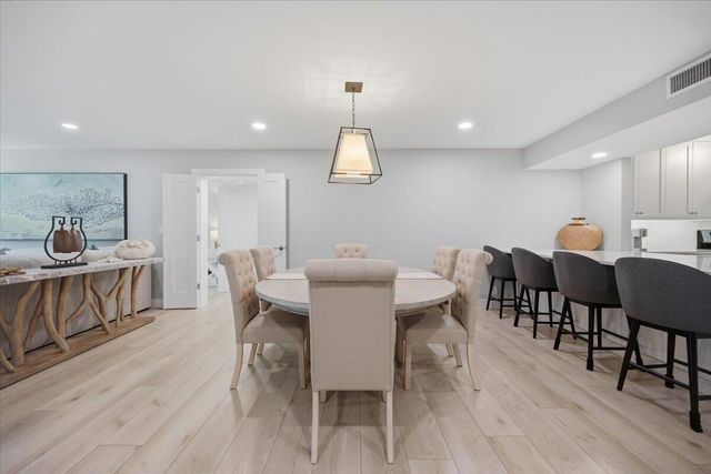 300 N Highway A1A 206n, Jupiter, FL 33477
