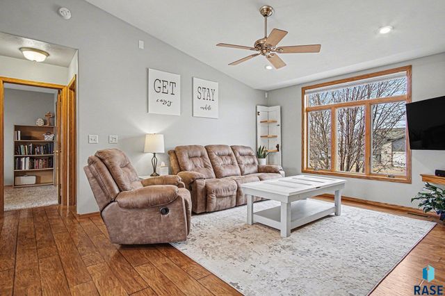 7101 W Jacob St Street, Sioux Falls, SD 57106