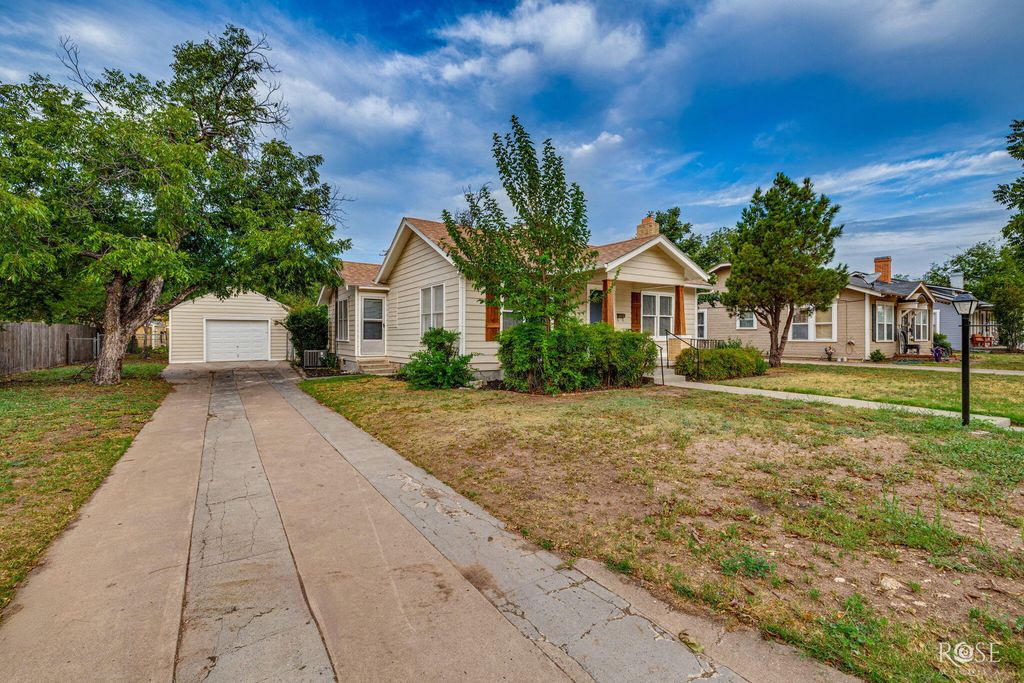 Image 2 of property listing at 311 S Jackson Street, San Angelo, TX 76901