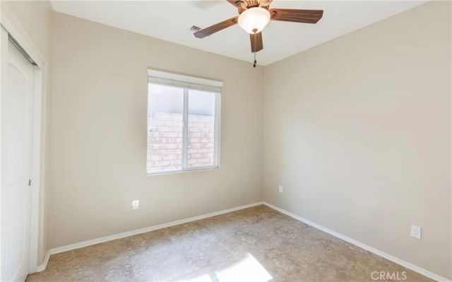 19122 Graham, Saugus, CA 91350