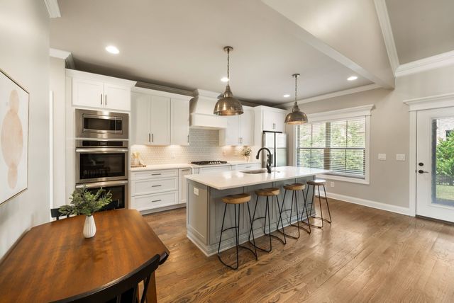1706 Sorrell Park Dr, Spring Hill, TN 37174