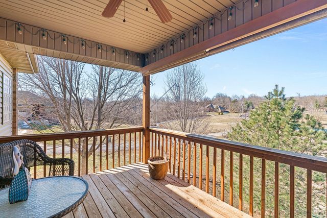 817 N Grapevine Road, Springfield, MO 65802