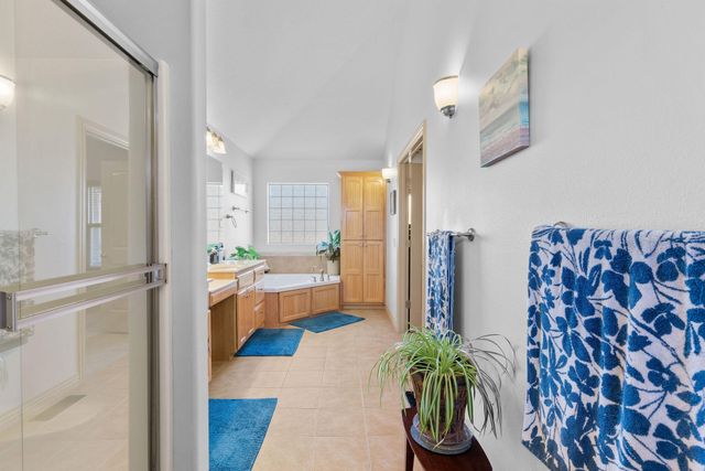 817 N Grapevine Road, Springfield, MO 65802