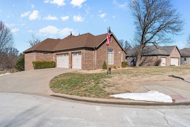 817 N Grapevine Road, Springfield, MO 65802