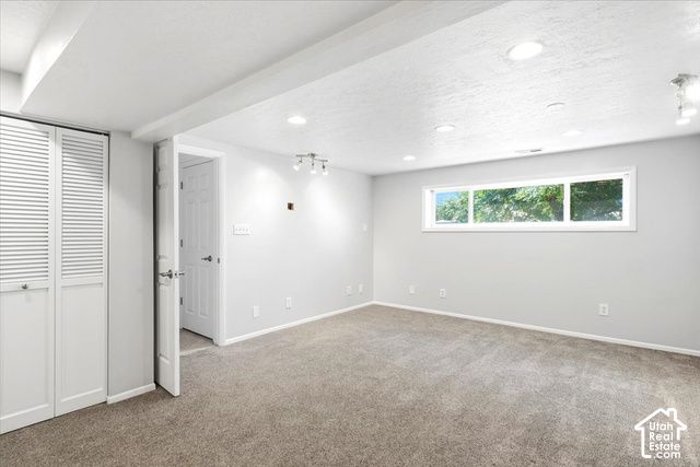 353 S 1000 E, Kaysville, UT 84037
