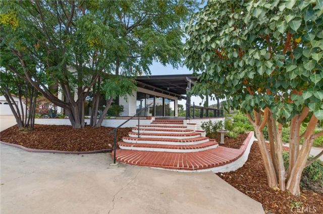 2801 E Mission Road, Fallbrook, CA 92028