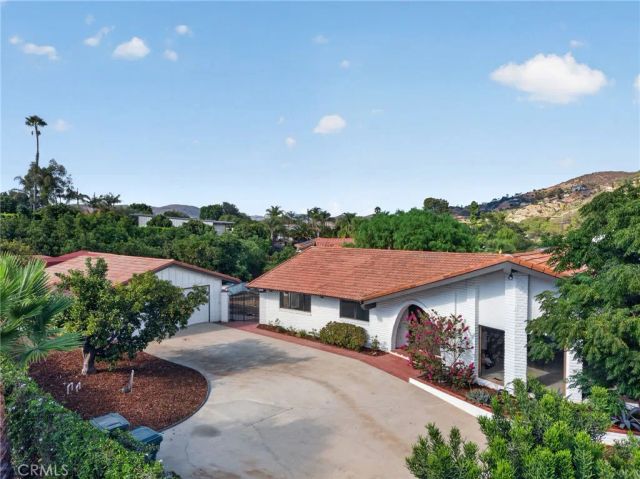 2801 E Mission Road, Fallbrook, CA 92028