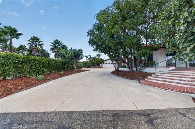 2801 E Mission Road, Fallbrook, CA 92028