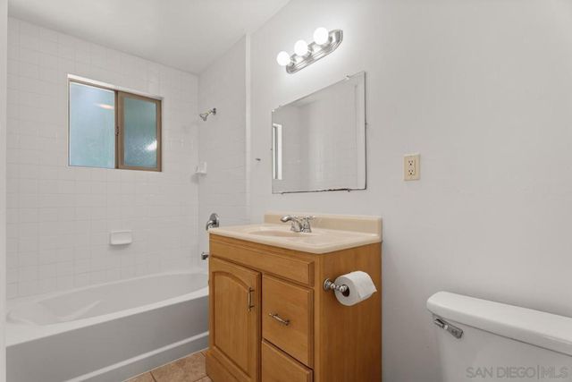 5204 Chollas Pkwy, San Diego, CA 92105