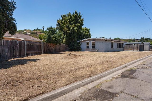 5204 Chollas Pkwy, San Diego, CA 92105