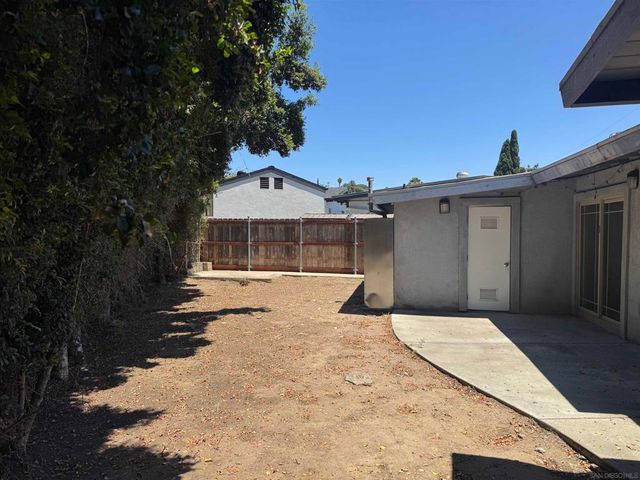 5204 Chollas Pkwy, San Diego, CA 92105
