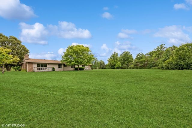 22753 W Owens Road, Mundelein, IL 60060