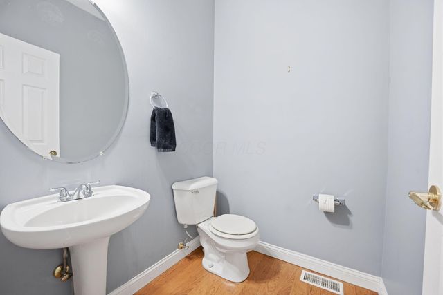 2575 Rustling Oak Boulevard, Hilliard, OH 43026
