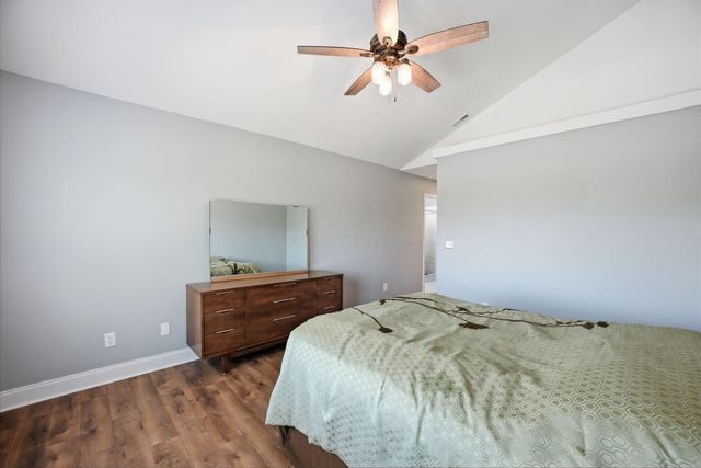 2575 Rustling Oak Boulevard, Hilliard, OH 43026