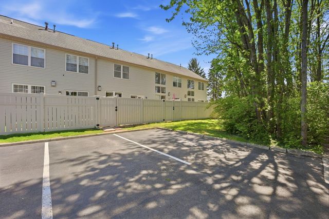 2575 Rustling Oak Boulevard, Hilliard, OH 43026