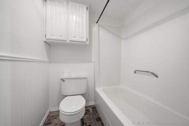 182 Spunky Creek Drive, Catoosa, OK 74015