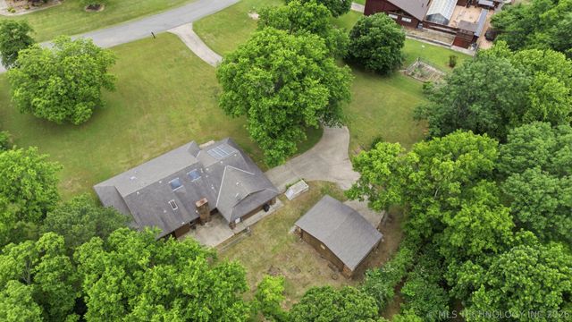 182 Spunky Creek Drive, Catoosa, OK 74015