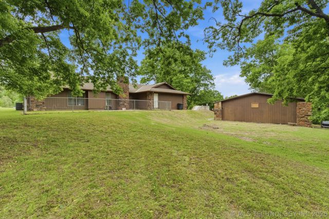 182 Spunky Creek Drive, Catoosa, OK 74015