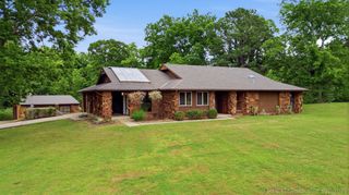182 Spunky Creek Drive, Catoosa, OK 74015