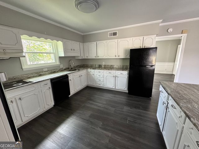 402 Westview Drive, Fort Valley, GA 31030
