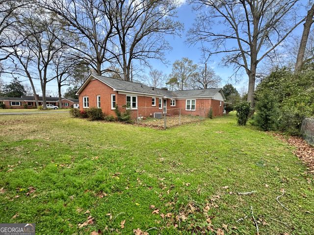 402 Westview Drive, Fort Valley, GA 31030
