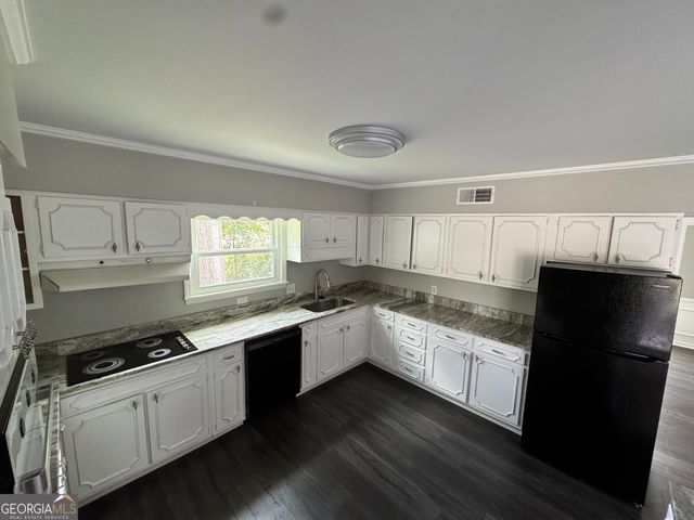 402 Westview Drive, Fort Valley, GA 31030